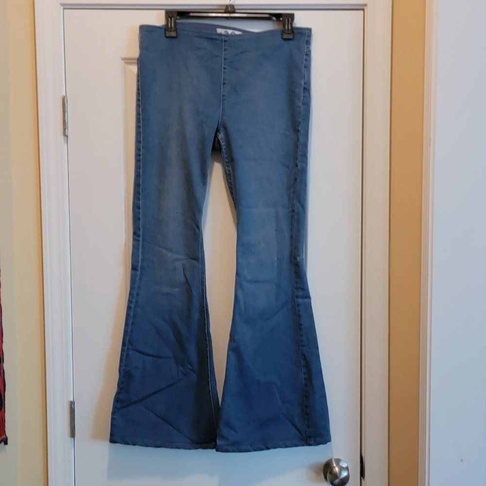 Free People We The People Flair Leg Jeans 30